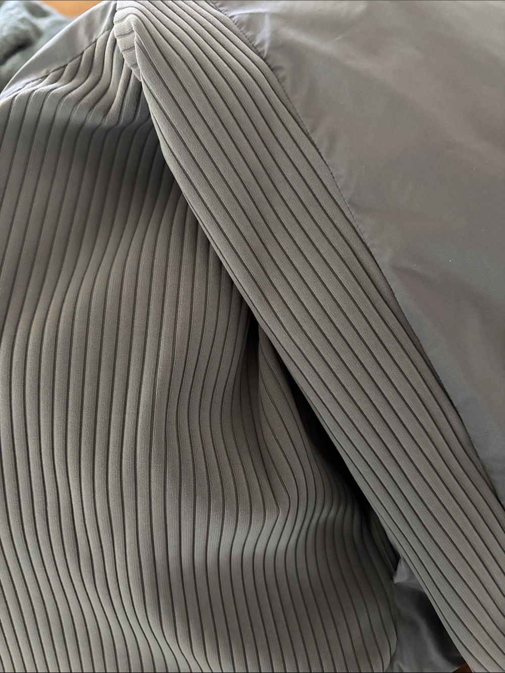 NWOT Lululemon Sleek City Jacket size 6 grey - Picture 10 of 10